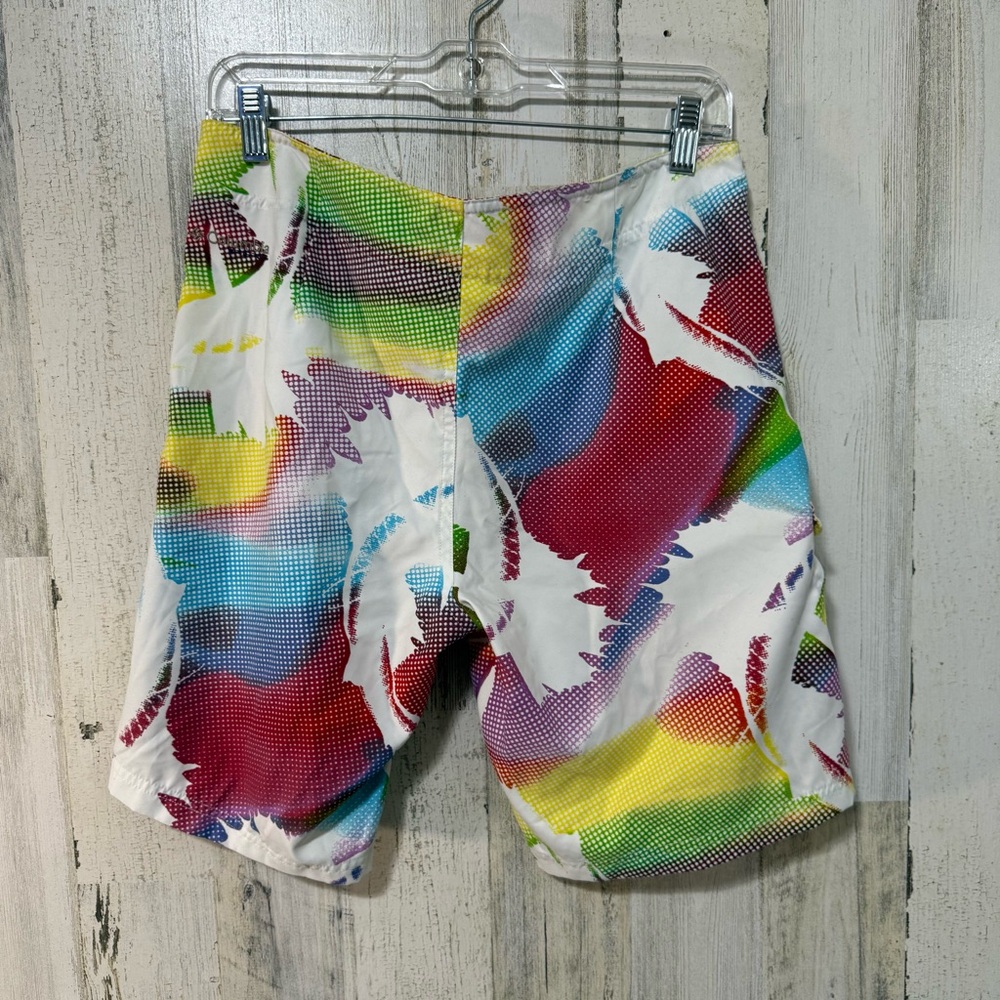 Columbia Colorful Women's Cargo Shorts - Picture 11 of 15